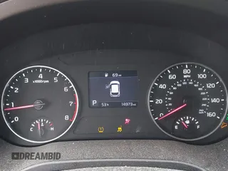 2021 Kia Seltos LX z VIN KNDEPCAA9M7045395, wystawiony jako IAAI lot #41886909 z przebiegiem 14 973 mil mil oraz . Historia ofert i sprzedaży dostępna na DreamBid. Obrazek 7.