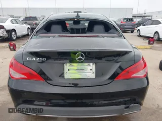 2017 Mercedes-Benz CLA 250 z VIN WDDSJ4EBXHN413328, wystawiony jako IAAI lot #41918396 z przebiegiem 101 043 mil mil oraz . Historia ofert i sprzedaży dostępna na DreamBid. Obrazek 16.
