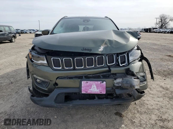 2018 Jeep Compass Altitude with VIN 3C4NJDBBXJT177703, listed as a Copart auction lot 88460305 with 107,983 mi miles and Salvage Title. Bid and sale history available at carsss.com. Image 5.