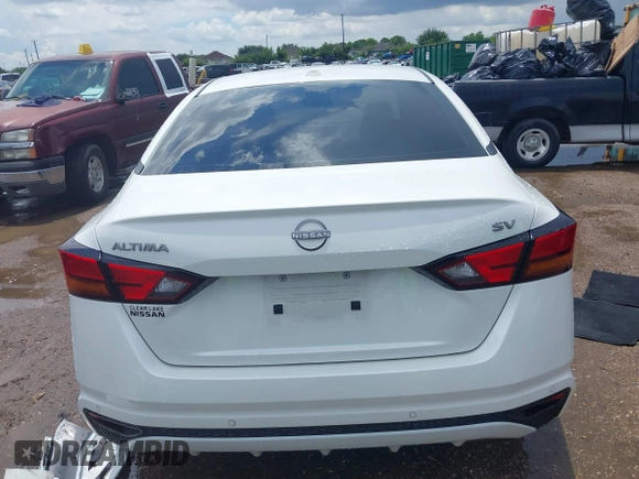 2024 Nissan Altima SV with VIN 1N4BL4DV0RN350117, listed as a IAAI auction lot 42582517 with 5,180 mi miles and . Bid and sale history available at DreamBid. Image 16.