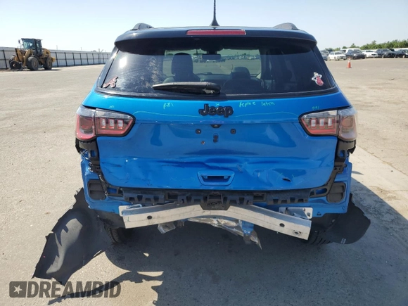 2020 Jeep Compass Latitude with VIN 3C4NJCBB4LT229808, listed as a Copart auction lot 55674375 with 48,892 mi miles and Salvage title. Bid and sale history available at DreamBid. Image 6.