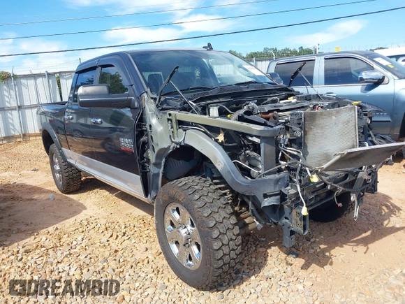 2016 Ram 2500 Laramie with VIN 3C6UR5FL8GG217024, listed as a IAAI auction lot 40235735 with 82,212 mi miles. Bid and sale history available at carsss.com. Image 18.