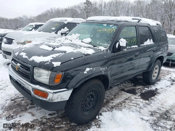 2000 Toyota 4Runner SR5 with VIN JT3HN86R6Y0265160, listed as a IAAI auction lot 41570954 with 999,999 mi miles. Bid and sale history available at carsss.com. Image 2.