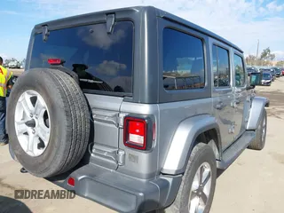 2020 Jeep Wrangler Unlimited Sahara with VIN 1C4HJXENXLW230207, listed as a IAAI auction lot 41507141 with 1 mi miles. Bid and sale history available at carsss.com. Image 4.