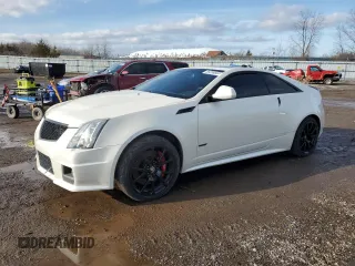 2013 Cadillac CTS-V z VIN 1G6DV1EP1D0133132, wystawiony jako Copart lot #85289884 z przebiegiem 37 093 mil mil oraz Szkody całkowita. Historia ofert i sprzedaży dostępna na DreamBid. Obrazek 1.