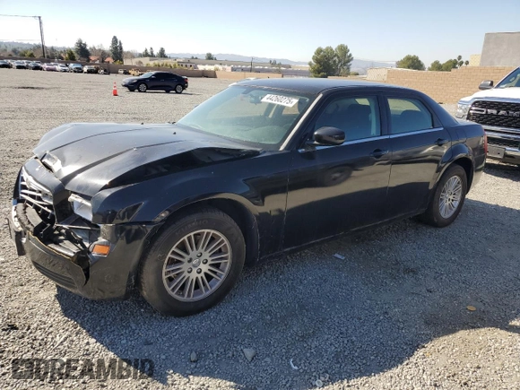 2009 Chrysler 300 LX with VIN 2C3KA43D59H529761, listed as a Copart auction lot 44260275 with 135,802 mi miles and Salvage Title. Bid and sale history available at carsss.com. Image 1.
