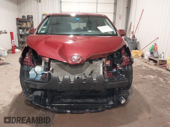 2015 Toyota Sienna XLE с VIN 5TDYK3DC5FS588258, выставлен на аукционе IAAI как лот 41089108 с пробегом 124 777 миль миль и . История ставок и продаж доступна на DreamBid. Изображение 13.