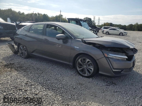 2019 Honda Clarity Plug-In Hybrid with VIN JHMZC5F12KC004076, listed as a Copart auction lot 70198693 with 105,325 mi miles. Bid and sale history available at carsss.com. Image 4.