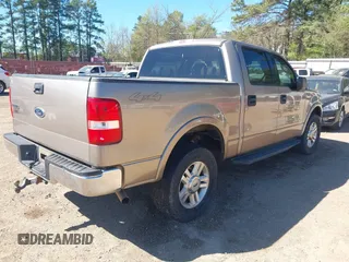 2004 Ford F-150 XLT with VIN 1FTPW14504KC17681, listed as a IAAI auction lot 41852362 with 201,674 mi miles. Bid and sale history available at carsss.com. Image 4.