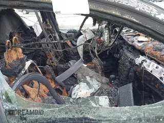 2005 Chrysler Pacifica Touring с VIN 2C8GF68485R445962, выставлен на аукционе IAAI как лот 41866498 с пробегом Не указан миль и . История ставок и продаж доступна на DreamBid. Изображение 5.