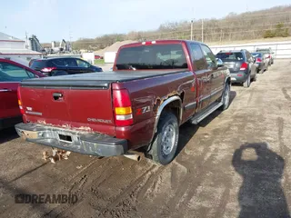 2002 Chevrolet Silverado 1500 LS with VIN 1GCEK19T72Z130200, listed as a IAAI auction lot 41966128 with 155,162 mi miles. Bid and sale history available at carsss.com. Image 4.