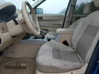 2008 Ford Escape XLT с VIN 1FMCU03128KE09988, выставлен на аукционе Copart как лот 58818075 с пробегом 157 583 миль миль и Списание • Salvage title. История ставок и продаж доступна на DreamBid. Изображение 7.