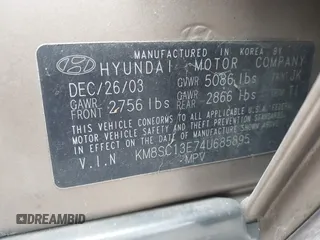 2004 Hyundai Santa Fe GLS with VIN KM8SC13E74U685895, listed as a IAAI auction lot 41813226 with 195,217 mi miles. Bid and sale history available at carsss.com. Image 9.