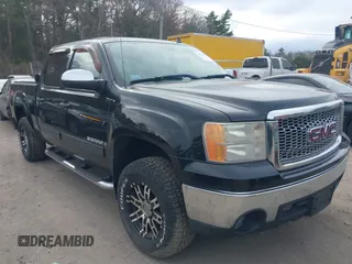 2008 GMC Sierra 1500 SLE1 z VIN 2GTEK13MX81172556, wystawiony jako IAAI lot #42079500 z przebiegiem 124 994 mil mil oraz . Historia ofert i sprzedaży dostępna na DreamBid. Obrazek 1.