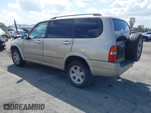 2003 Suzuki XL-7 Touring with VIN JS3TX92V634107042, listed as a IAAI auction lot 41902576 with 176,439 mi miles. Bid and sale history available at carsss.com. Image 3.
