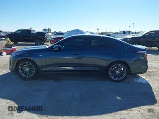 2020 Cadillac CT4 Sport z VIN 1G6DG5RK7L0126572, wystawiony jako IAAI lot #41228588 z przebiegiem 77 429 mil mil oraz . Historia ofert i sprzedaży dostępna na DreamBid. Obrazek 14.