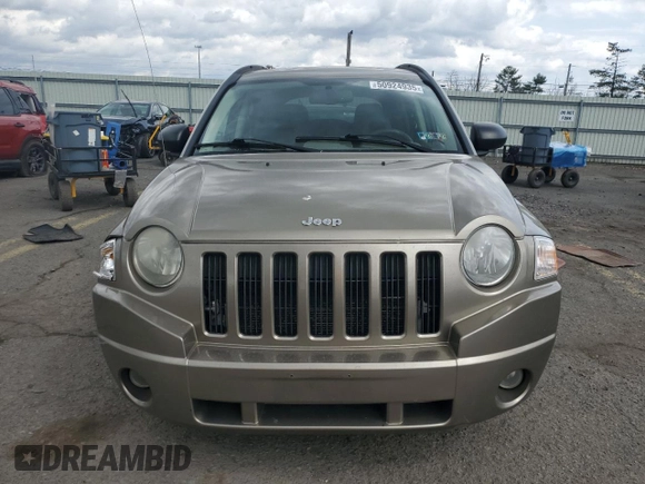 2007 Jeep Compass Sport with VIN 1J8FT47W17D141545, listed as a Copart auction lot 50924935 with 179,805 mi miles and Salvage Title. Bid and sale history available at carsss.com. Image 5.
