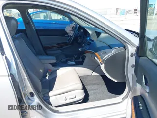 2012 Honda Accord EX-L z VIN 1HGCP3F83CA036921, wystawiony jako IAAI lot #42014786 z przebiegiem 184 366 mil mil oraz . Historia ofert i sprzedaży dostępna na DreamBid. Obrazek 5.