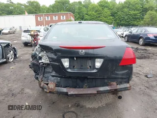 2007 Honda Accord EX-L z VIN 1HGCM56867A155590, wystawiony jako IAAI lot #42361667 z przebiegiem 190 874 mil mil oraz . Historia ofert i sprzedaży dostępna na DreamBid. Obrazek 6.