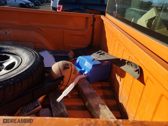 2003 GMC Sierra 1500 with VIN 1GTEC14X53Z185933, listed as a Copart auction lot 76032024 with 0 mi miles and Salvage Title. Bid and sale history available at carsss.com. Image 10.