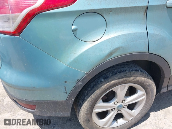 2013 Ford Escape SE z VIN 1FMCU0GX0DUA90717, wystawiony jako IAAI lot #42558297 z przebiegiem 122 785 mil mil oraz . Historia ofert i sprzedaży dostępna na DreamBid. Obrazek 6.