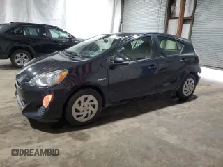2016 Toyota Prius One z VIN JTDKDTB38G1121319, wystawiony jako Copart lot #55255145 z przebiegiem 45 371 mil mil oraz Czysty tytuł • Clean title. Historia ofert i sprzedaży dostępna na DreamBid. Obrazek 1.