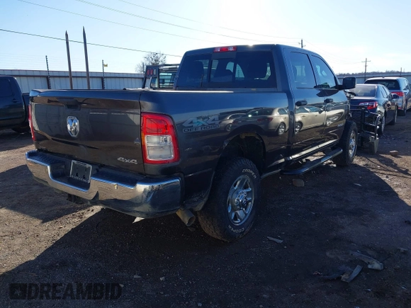 2022 Ram 2500 Tradesman with VIN 3C6UR5CL6NG224328, listed as a IAAI auction lot 41724469 with 90,128 mi miles. Bid and sale history available at carsss.com. Image 4.