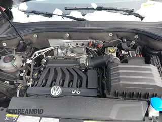 2021 Volkswagen Atlas SEL Premium z VIN 1V2TR2CA2MC588943, wystawiony jako IAAI lot #41558964 z przebiegiem 62 182 mil mil oraz . Historia ofert i sprzedaży dostępna na DreamBid. Obrazek 10.