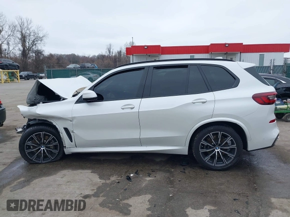2020 BMW X5 xDrive40i with VIN 5UXCR6C08L9D07645, listed as a IAAI auction lot 41757971 with 87,157 mi miles. Bid and sale history available at carsss.com. Image 15.