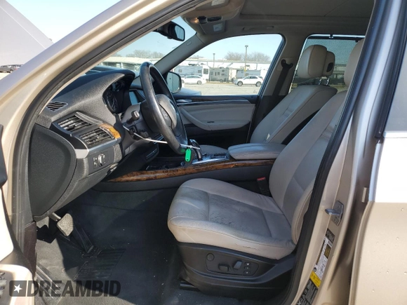 2013 BMW X5 xDrive35i with VIN 5UXZV4C56D0E02961, listed as a Copart auction lot 43245075 with 168,726 mi miles and Clean Title. Bid and sale history available at carsss.com. Image 7.