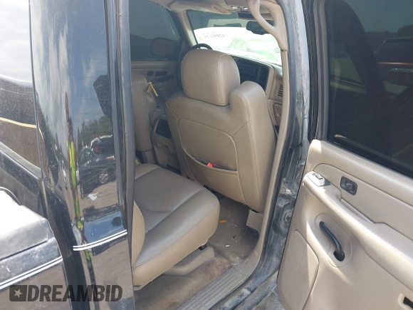 2005 Chevrolet Silverado 1500 LT with VIN 2GCEK13T351266474, listed as a IAAI auction lot 42098149 with 225,667 mi miles and . Bid and sale history available at DreamBid. Image 8.