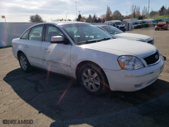 2005 Ford Five Hundred SEL with VIN 1FAFP24135G107018, listed as a Copart auction lot 48006305 with 113,760 mi miles and Salvage Title. Bid and sale history available at carsss.com. Image 4.
