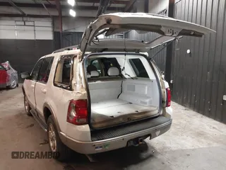 2004 Ford Explorer Eddie Bauer с VIN 1FMZU64KX4UA55494, выставлен на аукционе IAAI как лот 41592206 с пробегом 204 337 миль миль и . История ставок и продаж доступна на DreamBid. Изображение 3.