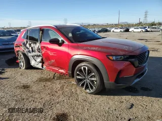 2023 Mazda CX-50 Premium z VIN 7MMVABDY5PN127077, wystawiony jako Copart lot #82572384 z przebiegiem 34 977 mil mil oraz Szkoda całkowita • Salvage title. Historia ofert i sprzedaży dostępna na DreamBid. Obrazek 4.