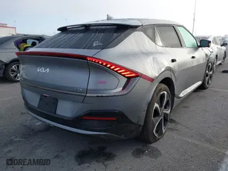 2024 Kia EV6 GT-Line with VIN KNDC4DLCXR5204545, listed as a IAAI auction lot 41598132 with 43,883 mi miles. Bid and sale history available at carsss.com. Image 4.