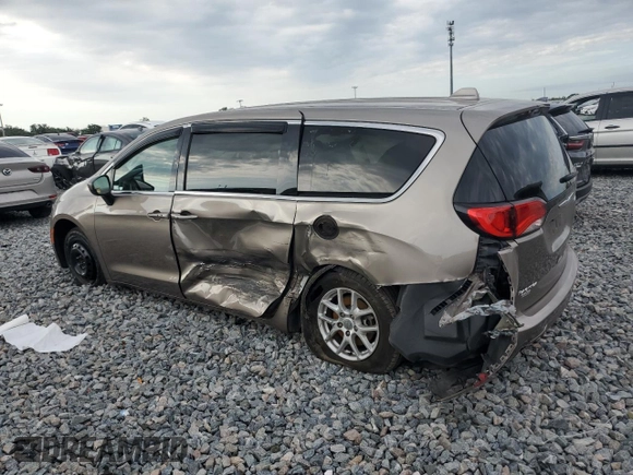 2017 Chrysler Pacifica Touring with VIN 2C4RC1DG7HR747382, listed as a Copart auction lot 61635915 with 188,495 mi miles and Salvage title. Bid and sale history available at DreamBid. Image 2.