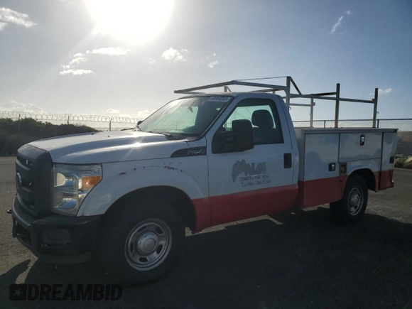 2015 Ford F-250 XL with VIN 1FDBF2A6XFEC57194, listed as a Copart auction lot 48069255 with 274,265 mi miles and Clean title. Bid and sale history available at DreamBid. Image 1.