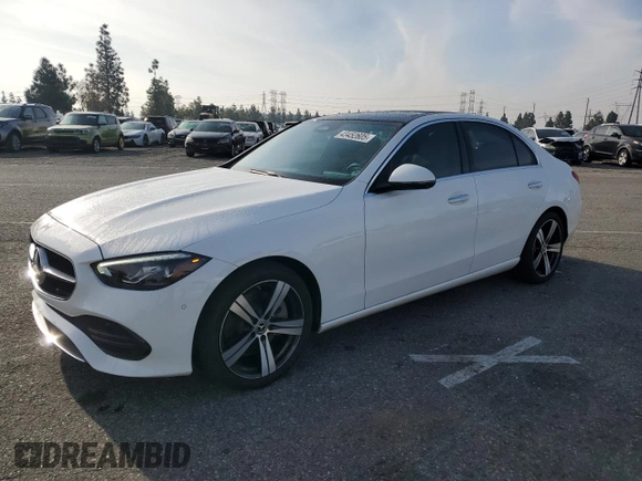 2022 Mercedes-Benz C 300 z VIN W1KAF4GB4NR062608, wystawiony jako Copart lot #43452605 z przebiegiem 19 604 mil mil oraz Szkoda całkowita • Salvage title. Historia ofert i sprzedaży dostępna na DreamBid. Obrazek 1.