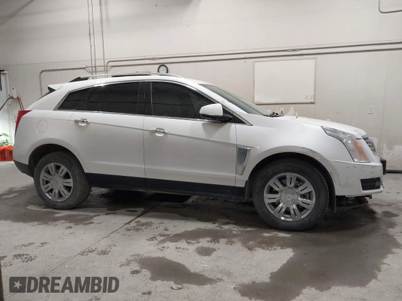 2015 Cadillac SRX Luxury Collection with VIN 3GYFNBE38FS596318, listed as a IAAI auction lot 42119660 with 45,178 mi miles. Bid and sale history available at carsss.com. Image 13.