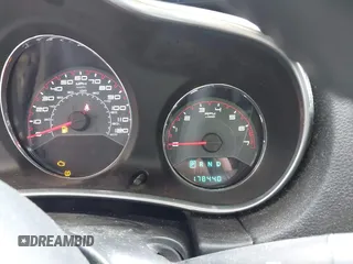 2014 Dodge Avenger SXT z VIN 1C3CDZCB3EN163775, wystawiony jako IAAI lot #42100863 z przebiegiem 178 440 mil mil oraz . Historia ofert i sprzedaży dostępna na DreamBid. Obrazek 7.