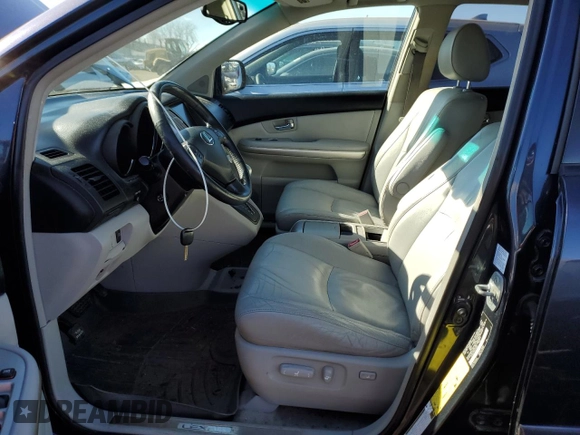 2006 Lexus RX 400h z VIN JTJHW31U062003821, wystawiony jako Copart lot #43135445 z przebiegiem 233 782 mil mil oraz Nie do naprawy • Non repairable. Historia ofert i sprzedaży dostępna na DreamBid. Obrazek 7.