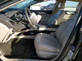 2019 Lincoln MKZ Standard with VIN 3LN6L5A91KR624237, listed as a Copart auction lot 52547115 with 52,105 mi miles and Salvage Title. Bid and sale history available at carsss.com. Image 7.