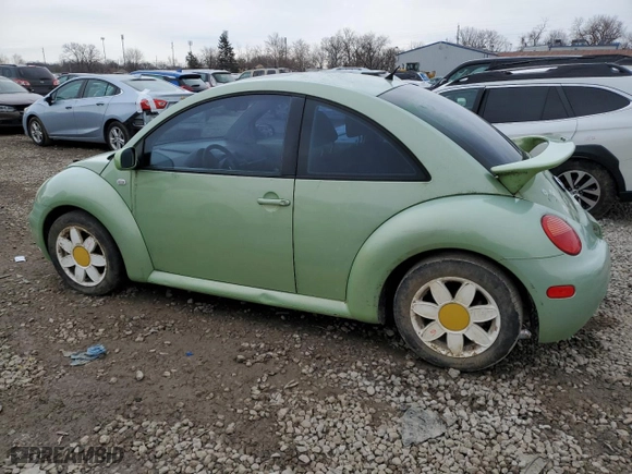 2001 Volkswagen New Beetle GLS with VIN 3VWCS21C81M424405, listed as a Copart auction lot 47349045 with NaN miles and Salvage Title. Bid and sale history available at carsss.com. Image 2.