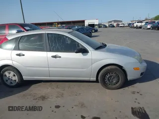 2007 Ford Focus S with VIN 1FAHP37N97W199399, listed as a IAAI auction lot 41854900 with 137,601 mi miles and . Bid and sale history available at carsss.com. Image 13.