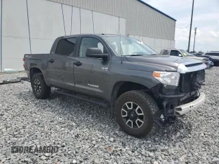 2015 Toyota Tundra SR5 z VIN 5TFDY5F18FX454892, wystawiony jako Copart lot #55464525 z przebiegiem 117 749 mil mil oraz Szkoda całkowita • Salvage title. Historia ofert i sprzedaży dostępna na DreamBid. Obrazek 4.