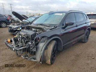 2022 Volkswagen Tiguan SE R-Line Black with VIN 3VV8B7AX2NM148304, listed as a Copart auction lot 81351484 with 46,348 mi miles and Salvage Title. Bid and sale history available at DreamBid. Image 1.