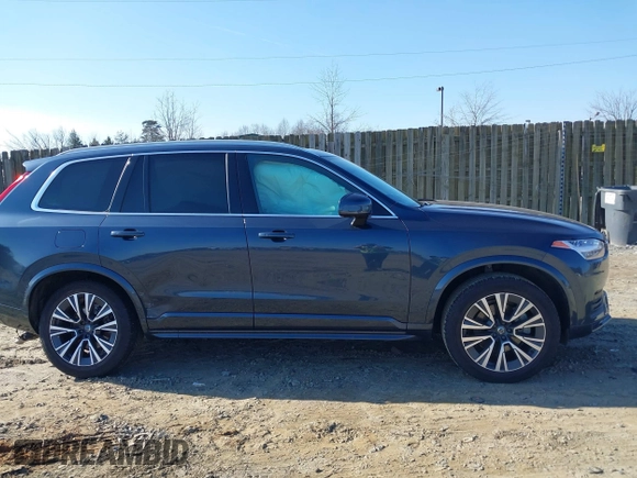 2022 Volvo XC90 Momentum with VIN YV4A22PK4N1804480, listed as a IAAI auction lot 41500901 with 31,539 mi miles. Bid and sale history available at carsss.com. Image 13.