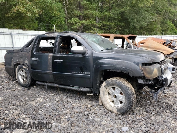 2008 Chevrolet Avalanche LTZ with VIN 3GNFK12318G258950, listed as a Copart auction lot 71926804 with 0 mi miles and Non Repairable. Bid and sale history available at carsss.com. Image 4.