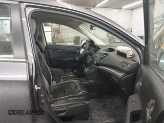 2016 Honda CR-V LX with VIN 5J6RM4H36GL104593, listed as a IAAI auction lot 41625618 with 135,780 mi miles. Bid and sale history available at carsss.com. Image 5.