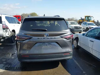 2024 Toyota Sienna XLE z VIN 5TDYRKEC1RS190859, wystawiony jako IAAI lot #41851312 z przebiegiem 43 858 mil mil oraz . Historia ofert i sprzedaży dostępna na DreamBid. Obrazek 16.